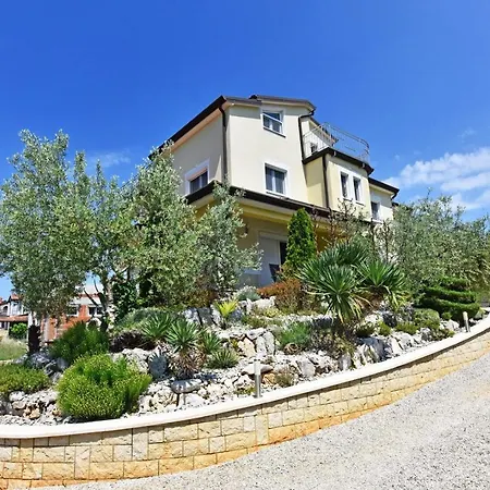 House Tomic For Max 22 Persons Maj Guest house Porec
