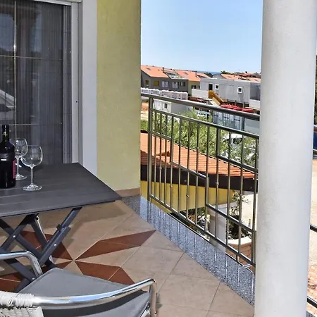 House Tomic For Max 22 Persons Maj Porec