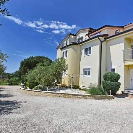 House Tomic For Max 22 Persons Maj 3* Porec