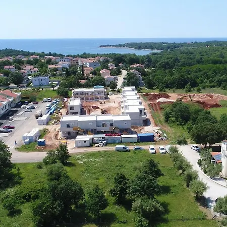 Guest house House Tomic For Max 22 Persons Maj Porec