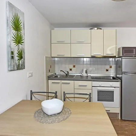 House Tomic For Max 22 Persons Maj Porec