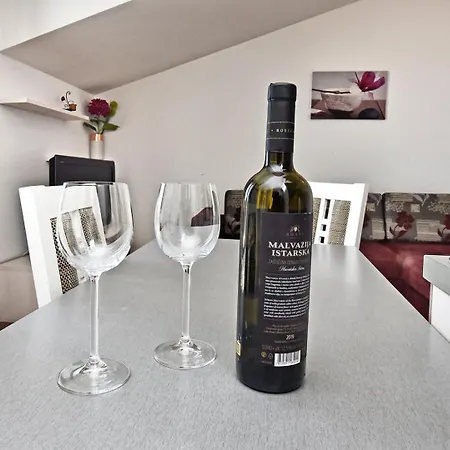 House Tomic For Max 22 Persons Maj 3*